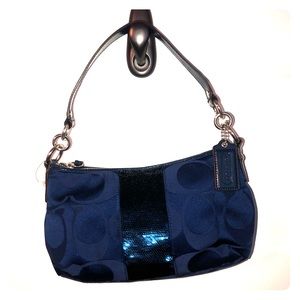 Coach shoulder purse. Never used!!! Looks like new